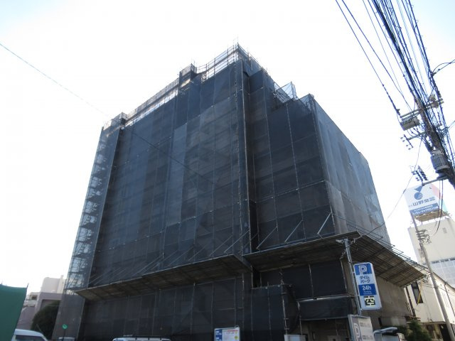 日神デュオステージ川越新富町の外観|大規模修繕工事中