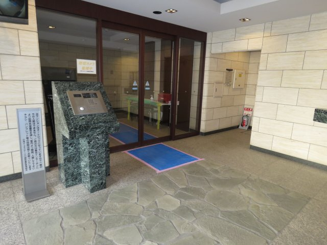 日神デュオステージ川越新富町のエントランス