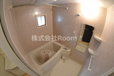 【浴室】 | ラナップスクエア堺筋本町 | コンパクトで使いやすいお風呂です