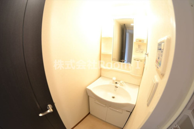 【洗面所】 | ラナップスクエア堺筋本町 | 脱衣スペースもあります