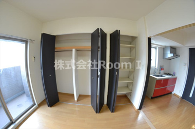 【収納】 | ラナップスクエア堺筋本町 | こちらの居間で趣味の時間をお楽しみください