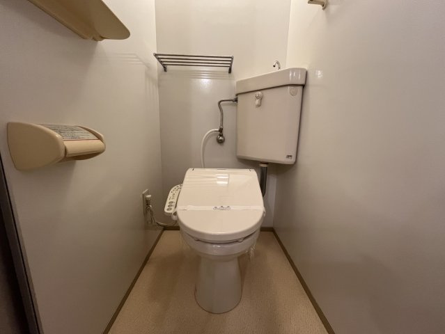 サンヴィレッジ( 近畿大学 一人暮らし )のトイレ