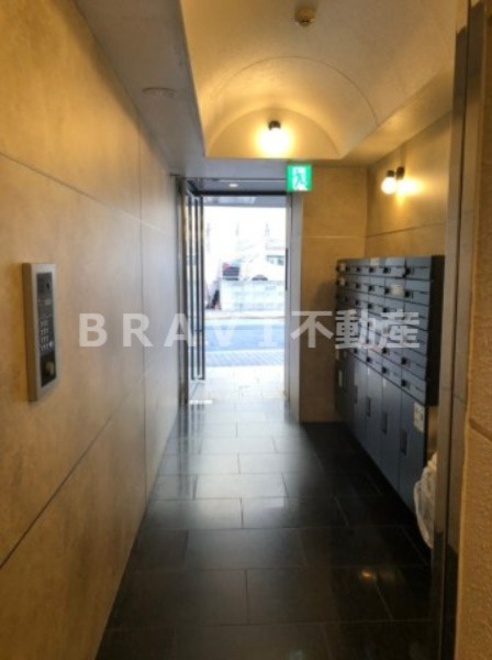 ノアーズアーク天満　BRAVI不動産のエントランス|【ノアーズアーク天満】エントランスです