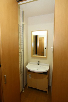 【独立洗面台】 | ホワイトウェル別棟