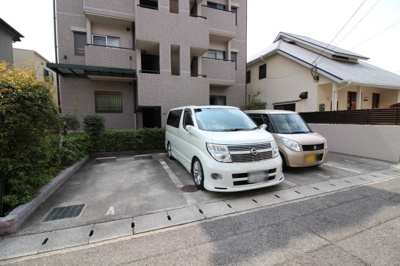【駐車場】 | アゼリア六甲