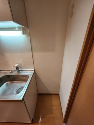 グランドパレス西院東館のその他|冷蔵庫設置スペース
