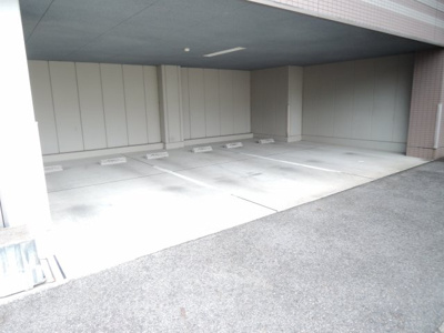 【駐車場】 | グランドゥール