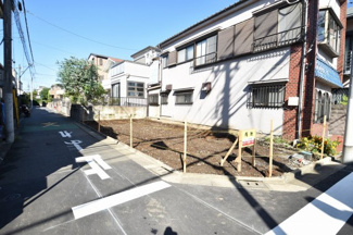 【外観】 | 現地見学や資料請求などお気軽にお問合わせ下さい。
周辺環境とあわせて現地ご案内致します。