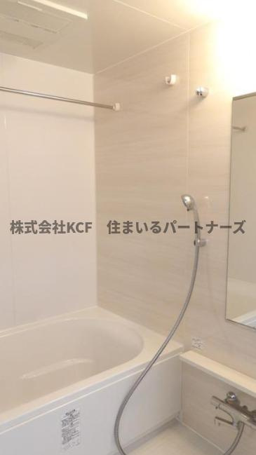 コーエーアビタシオンの浴室|きれいなお風呂です