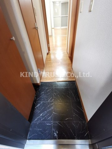 ビオトープザジヴェの玄関|落ち着いた玄関です