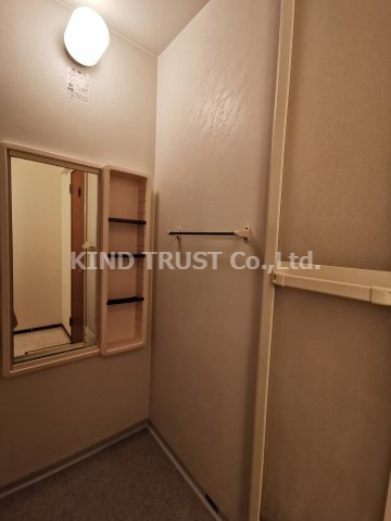 ビオトープザジヴェの浴室|シャンプードレッサーつきです