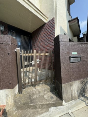 【エントランス】 | 土支田4丁目戸建 | 月額管理料無料！賃貸管理はアブレイズパートナーズにお任せを！