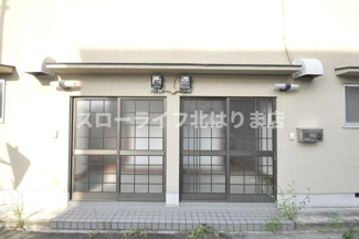 【玄関】 | 西脇市和布町貸家　南側