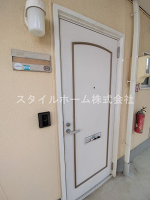 【玄関】 | エバーグリーン中山A