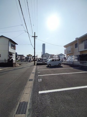 【駐車場】 | エバーグリーン中山A