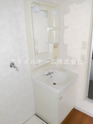 【洗面所】 | エバーグリーン中山A