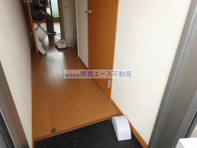 【玄関】 | レオパレスカナール