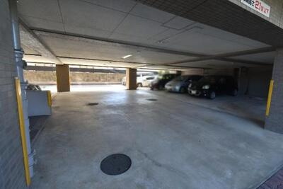 【駐車場】 | ライオンズマンション宮根台　★仲介手数料無料★　宮根小学校　千種中学校 | リノベーション済み。
保証付きマンションです。