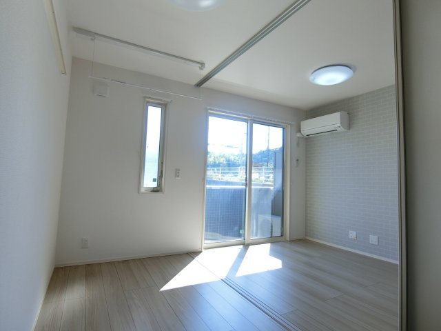 セジュールKAMI　Gの洋室