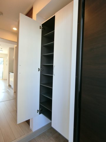 セジュールKAMI　Gの収納