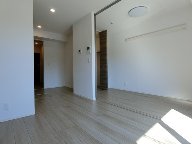 セジュールKAMI　Gの居間・リビング