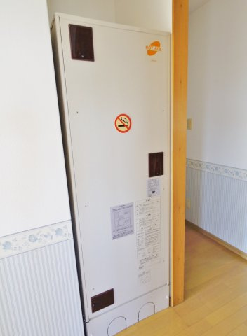 【設備】 | ミレーユ・ステディア | 電気温水器