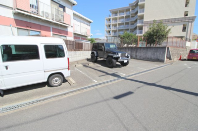 【駐車場】 | リバーハイツ