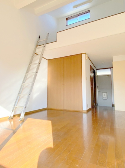 【居間・リビング】