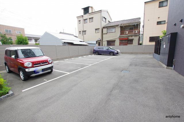 エステムコート新大阪12オルティ　仲介手数料無料の駐車場
