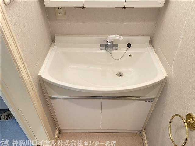 【独立洗面台】