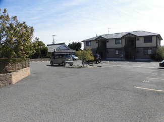 【駐車場】