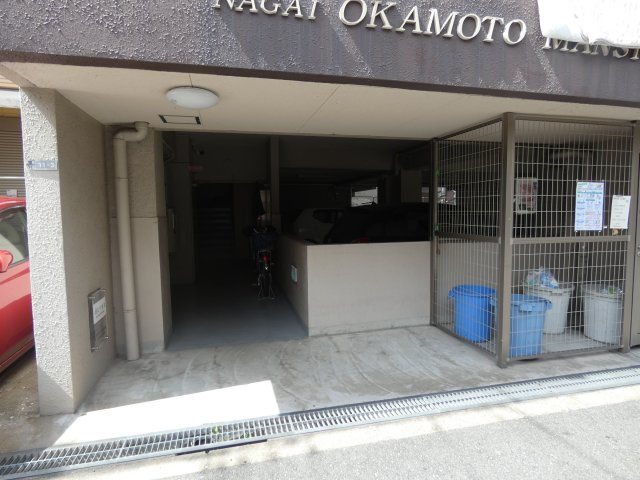 【エントランス】 | 長居椿マンション