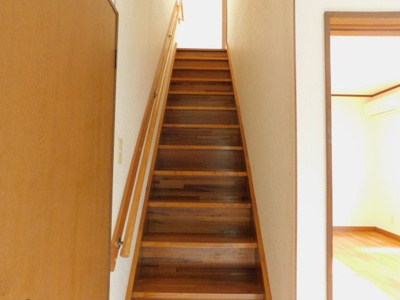 【エントランス】 | ガーデンテラス | 階段
