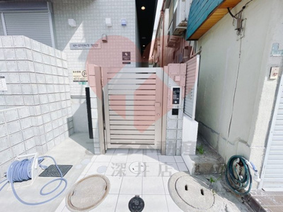 【エントランス】 | エヌエムスワサントトゥレーズ