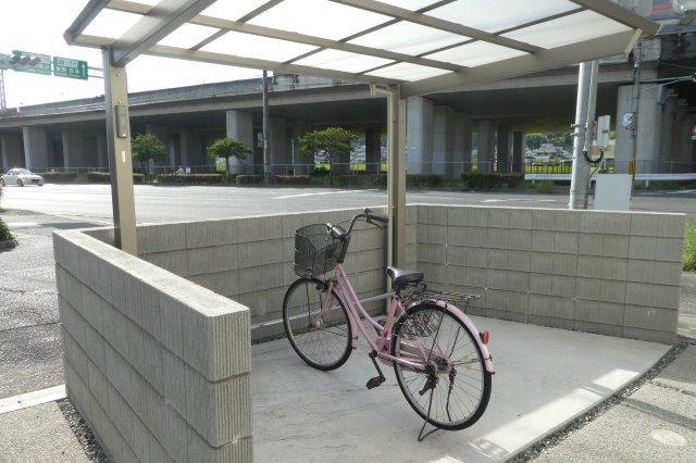 シャーメゾンＣｏｃｏｎのその他共用部分|自転車置き場