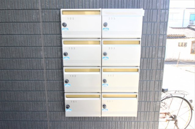 【その他共用部分】 | Lazward Higashi Osaka | ポスト