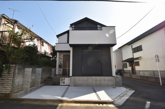 【外観】 | 閑静な住宅街で落ち着いた雰囲気です。お客様のご都合でいつでもご内覧可能で御座います。