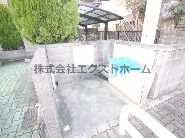 グランフォルム西向日のその他共用部分|ゴミ捨て場