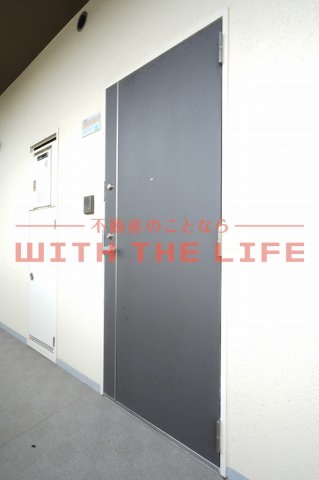 カドル【キャッシュバック対象物件】の玄関|ゆったりとした玄関です