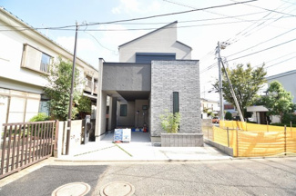 【外観】 | 閑静な住宅街で落ち着いた雰囲気です。お客様のご都合でいつでもご内覧可能で御座います。