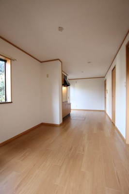 【居間・リビング】 | レーゲンボーゲン大美野