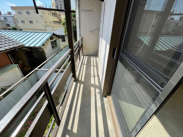 山田アパートのバルコニー|山田アパート