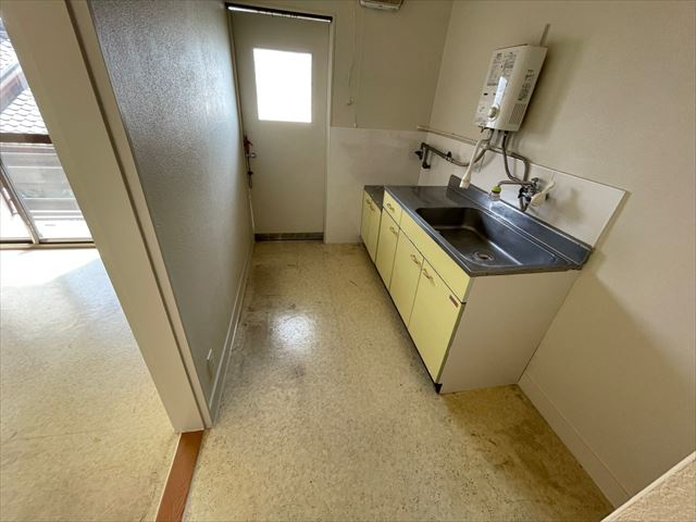 山田アパートの居間・リビング|山田アパート