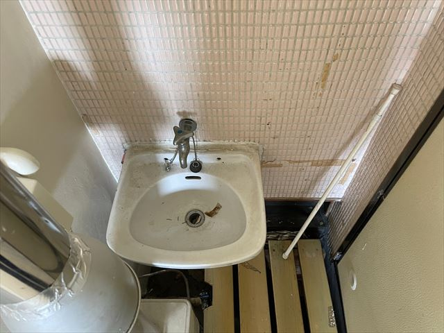 山田アパートの洗面所|山田アパート