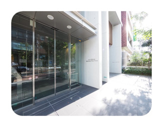 【エントランス】 | 建物の内部です