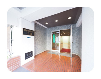 【エントランス】 | ゆとりのあるエントランスです