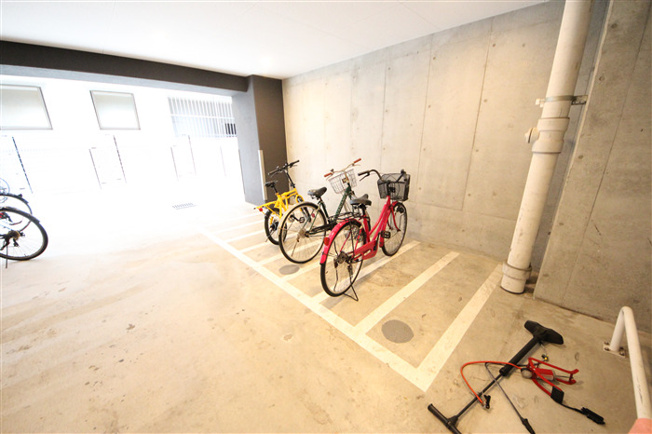 【駐車場】 | サンロール難波南