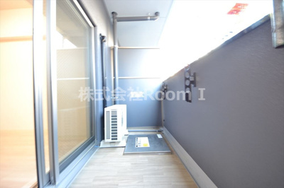 【バルコニー】 | プレサンス堺筋本町ディスティニー | 開放的で明るい空間を演出してくれるバルコニーです