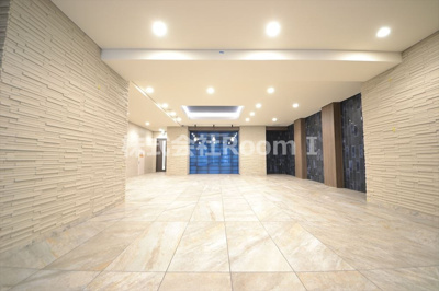 【エントランス】 | プレサンス堺筋本町ディスティニー | 建物の内部です