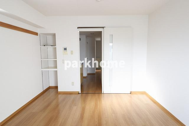 アゼリア南はりまの洋室